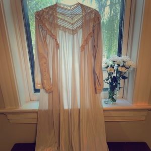 Vintage Robe